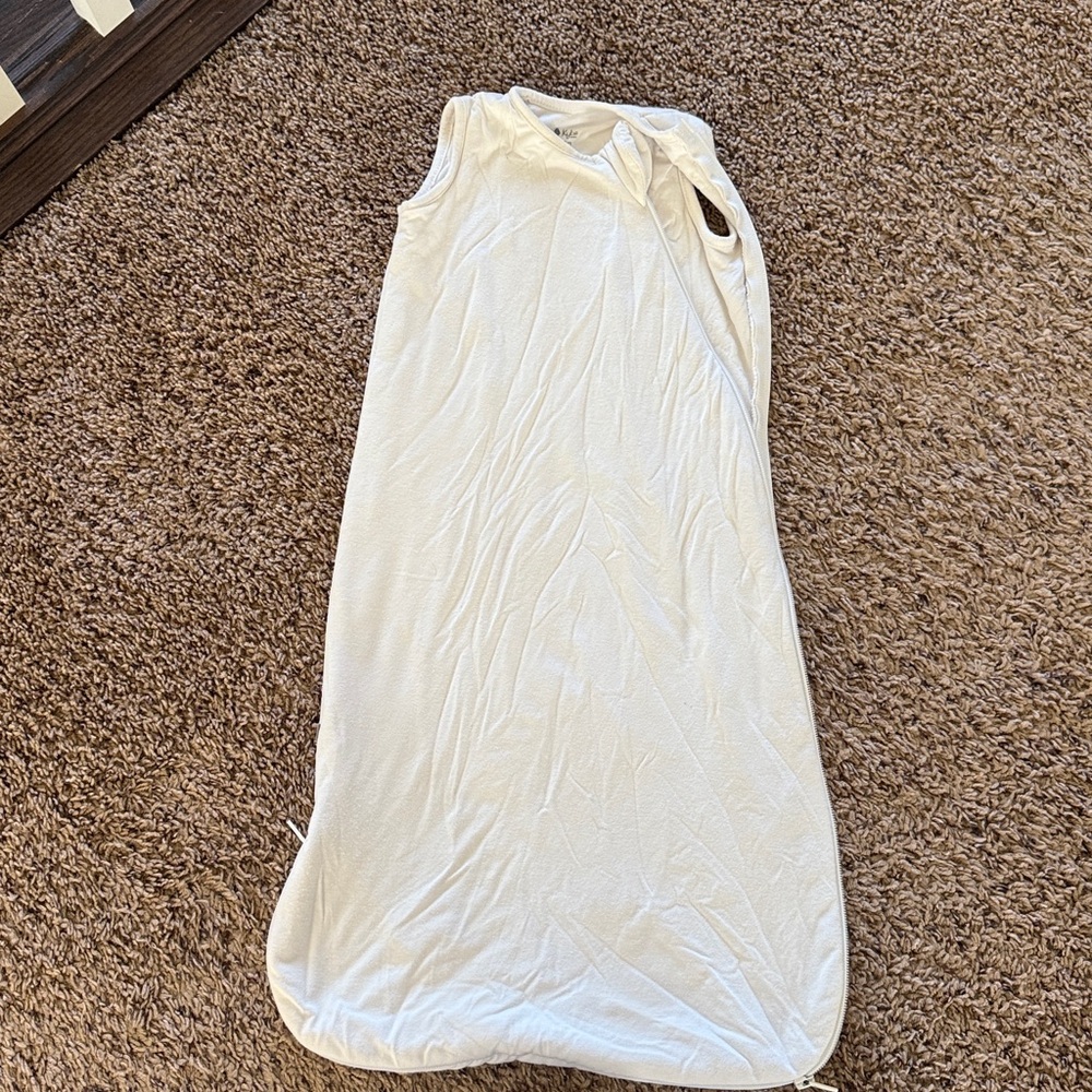 Kyte BABY Cream Sleeveless Sleep Sack